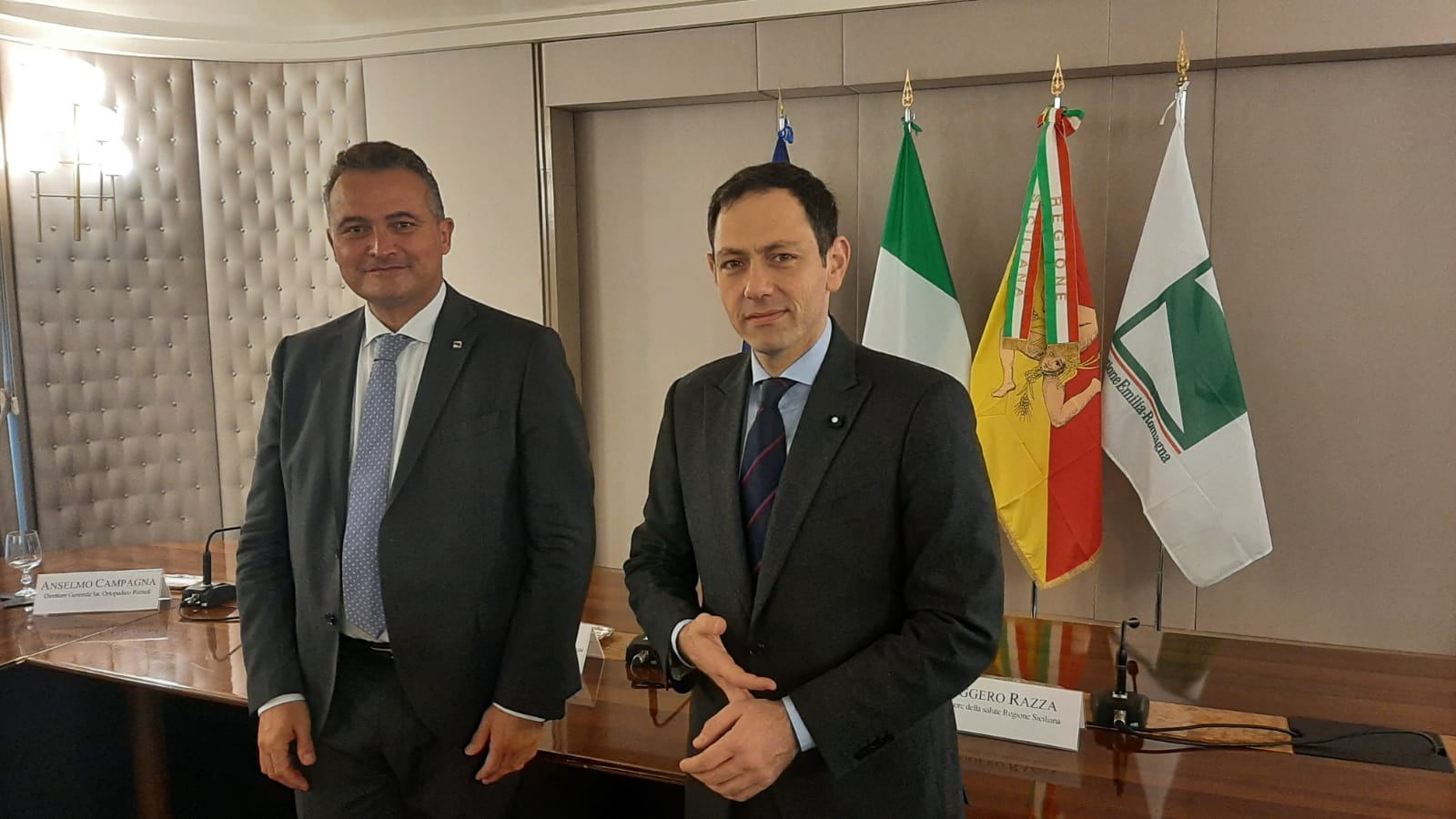 The Councillors for Health Policies Raffaele Donini (left) and Ruggero Razza